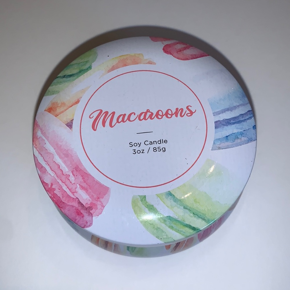 Macaroons Soy Candle w Decorative Tin Fresh Picked